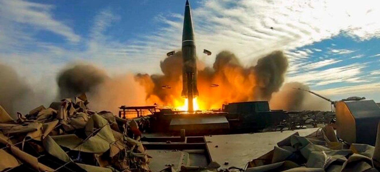 Ракета "Орєшнiк" на старті