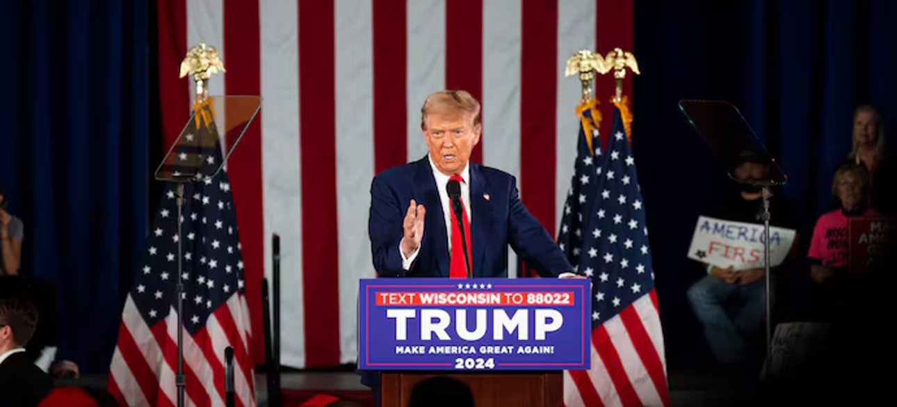 Трамп виступає перед своїми виборцями