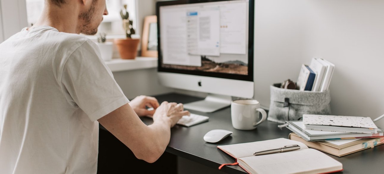 работа в Украине, поиск работы в Украине, вакансии в Украине, где искать работу в украине, поиск работы в украине, где найти работу, трудоустройство в украине,