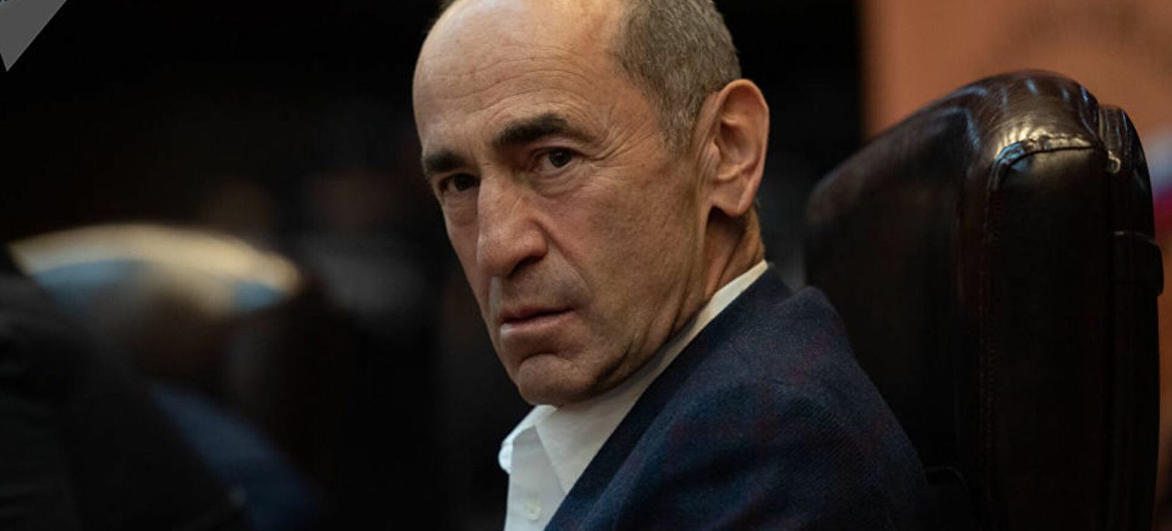 Второй президент Армении Роберт Кочарян выиграл войну против внешнего врага, но проиграл свой бой за демократическую и процветающую Армению.