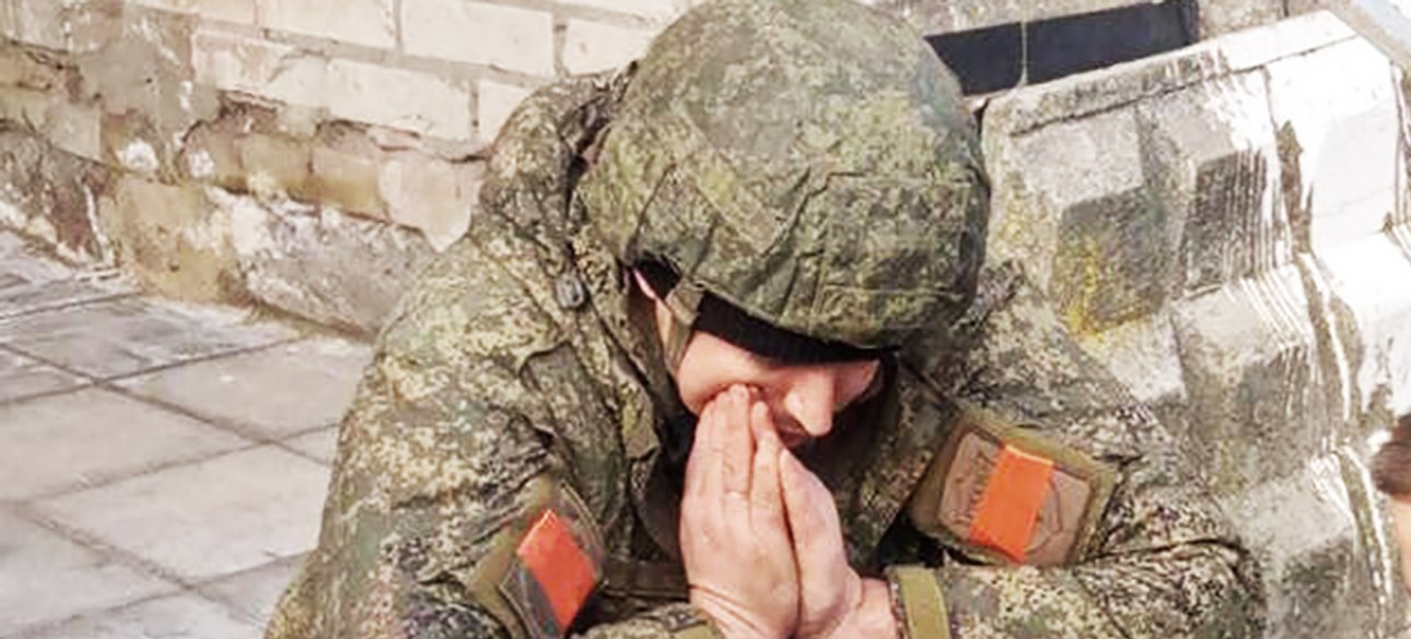 Втомлений російський солдат