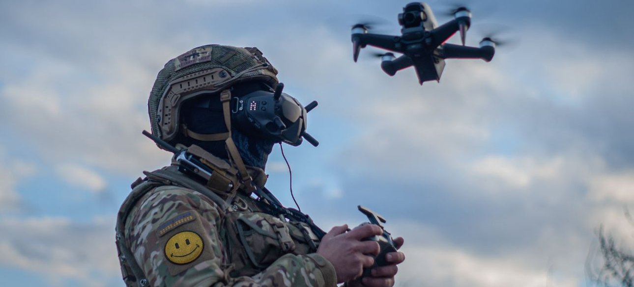 Оцінювати ефективність дій військових, безумовно, потрібно, погоджується волонте...