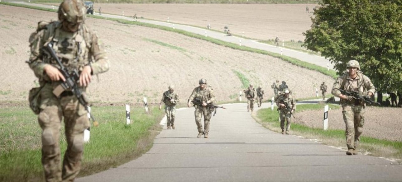 европейская армия, военнообязанные мужчины