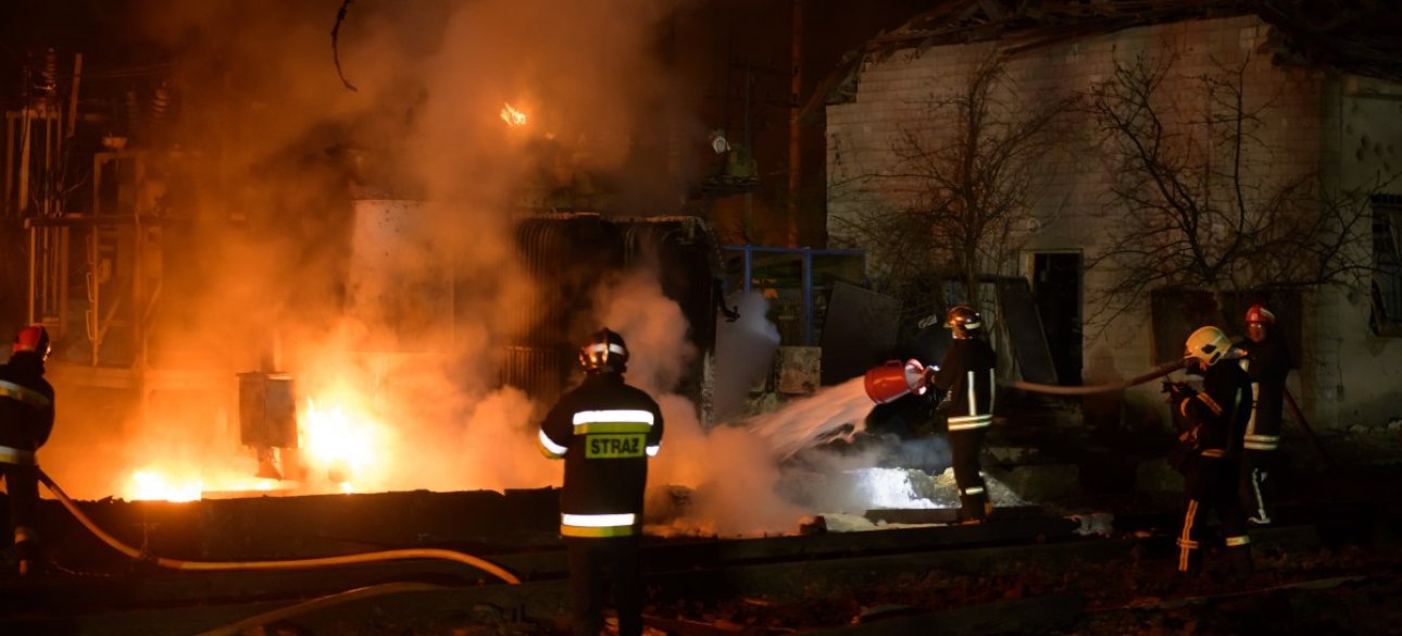 Ракетна атака підстанції війна, ракета, атака