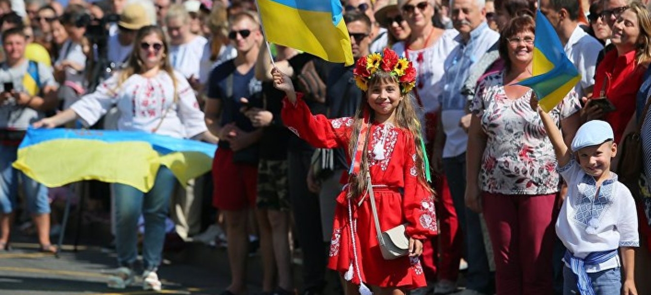 Украинцы, флаг, венок
