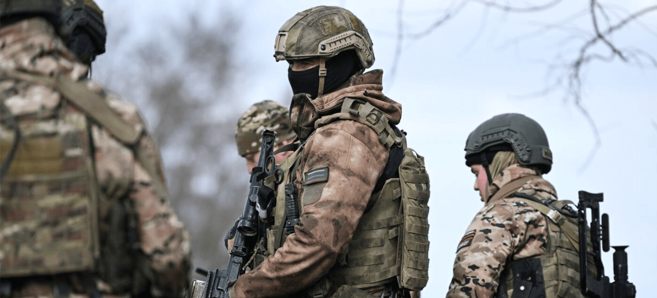 Кілька морських піхотинців РФ