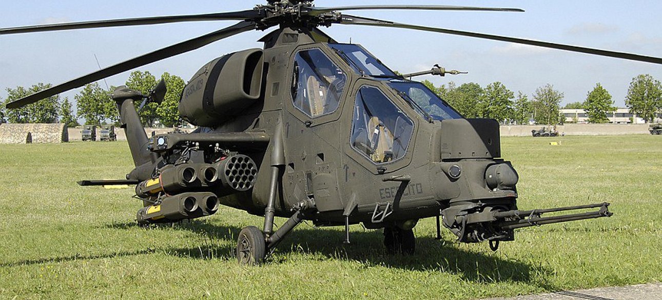 Итальянский вертолет AW129 Mangusta