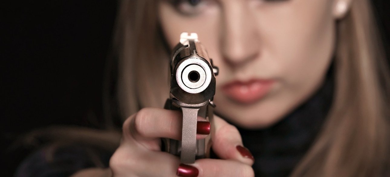 пистолет, огнестрельное оружие
