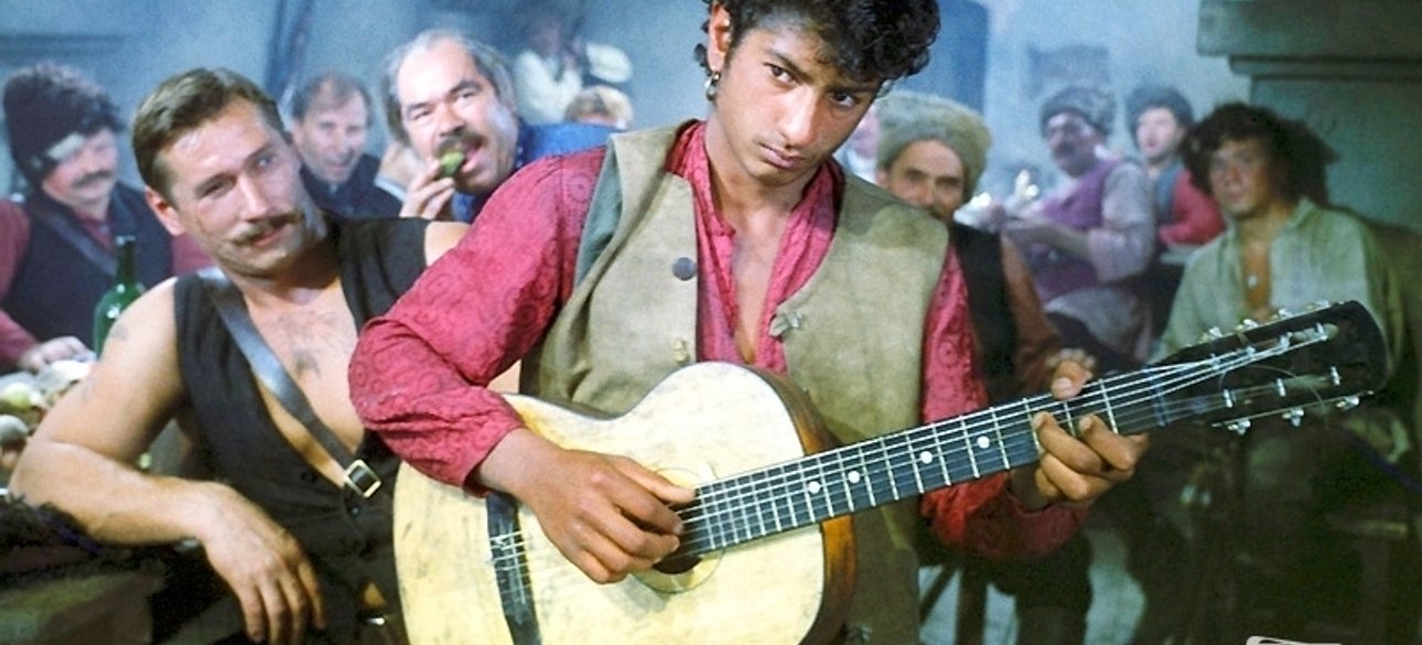 Кадр из к/ф "Неуловимые мстители"