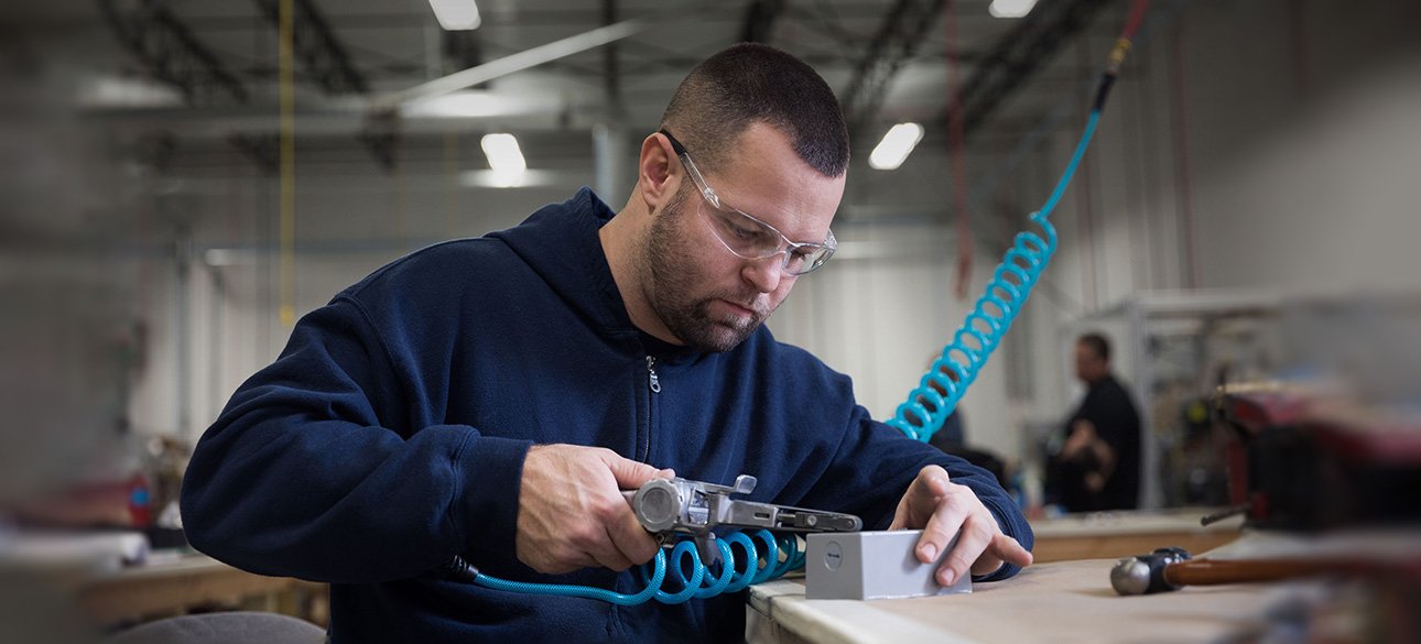 Производство Apple