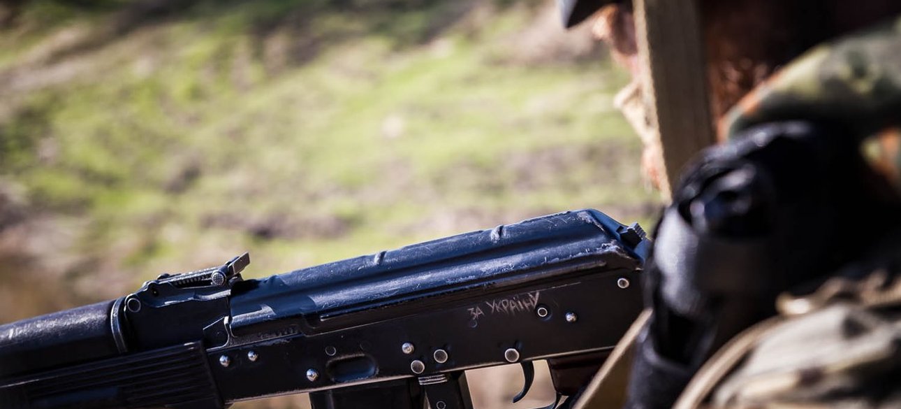 Бойцы АТО в Донбассе / Фото пресс-центра полка "Азов"