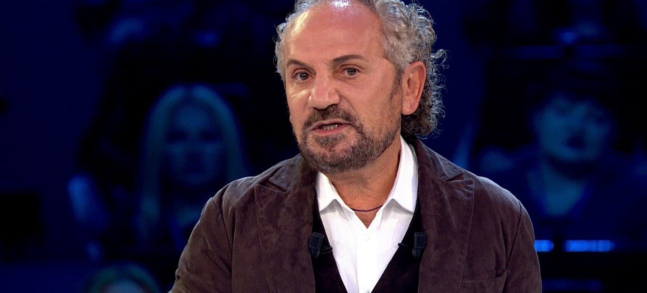 Телеведущий Савик Шустер