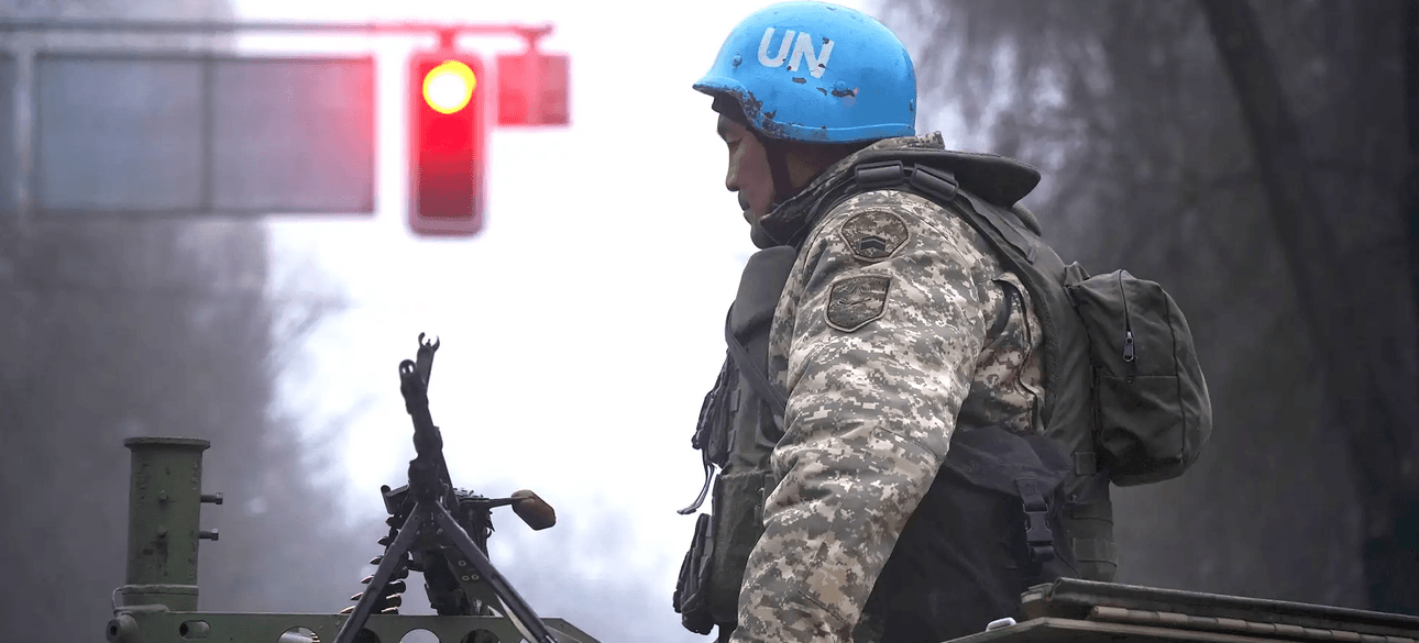 Миротворець ООН Миротворець ООН — "блакитна каска"