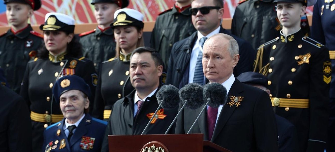 Путин Путин на параде 9 мая