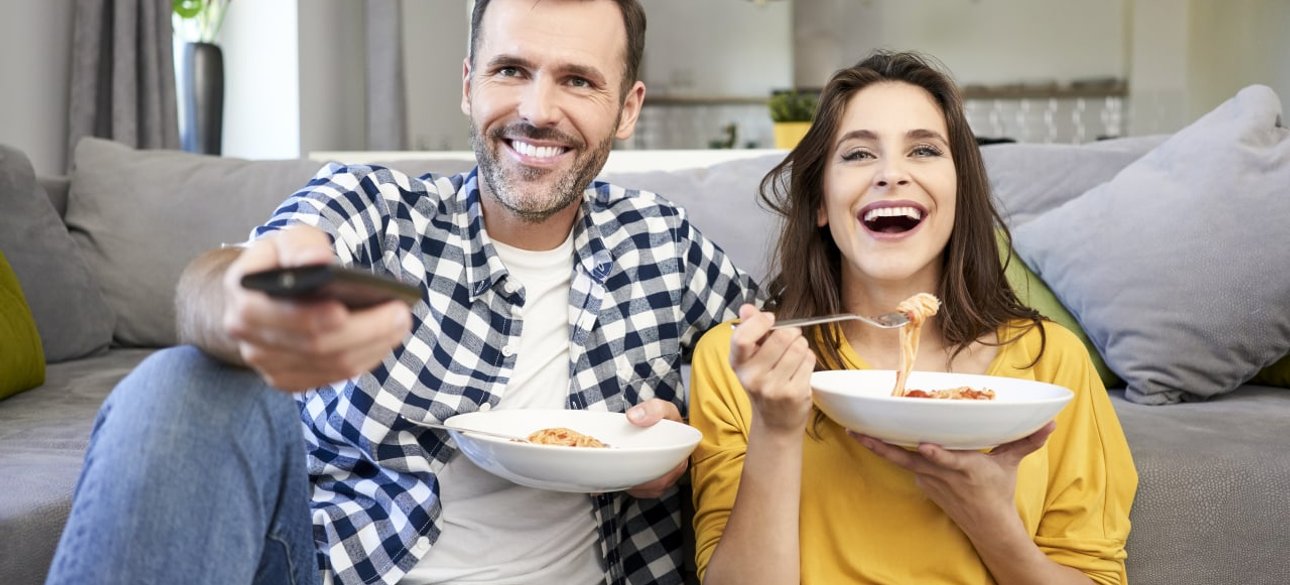 Чи варто вечеряти за переглядом серіалів