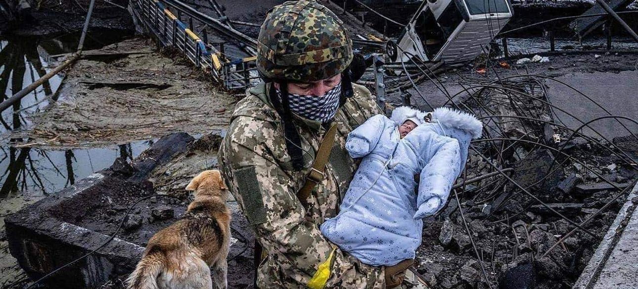 Война Солдат ВСУ и ребенок - эпизод войны в Украине