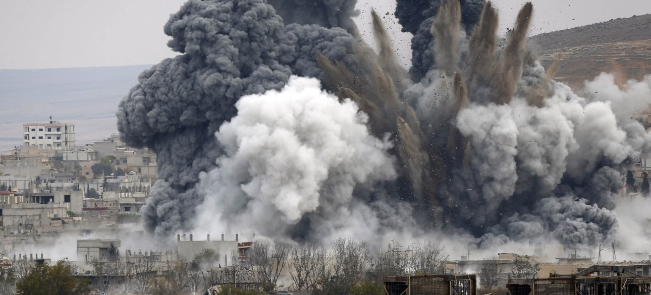 Бомбардировка Кобани российской авиацией / Фото: Reuters