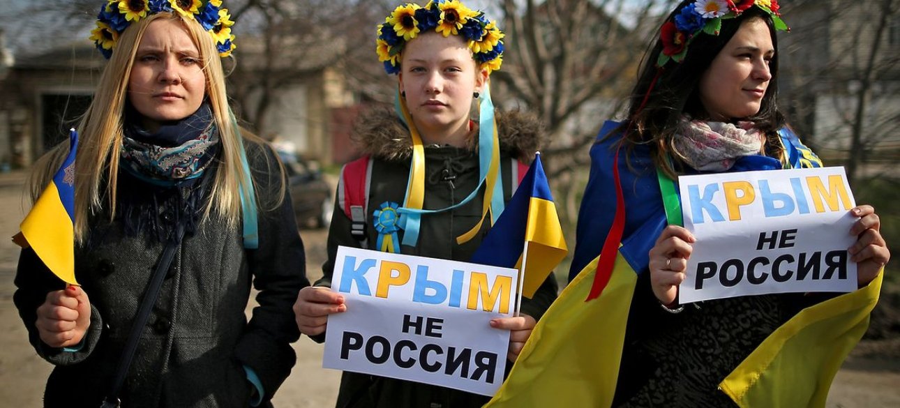 Huelgas sistemáticas de Ucrania en las tropas rusas en Crimea noquean el suelo d...