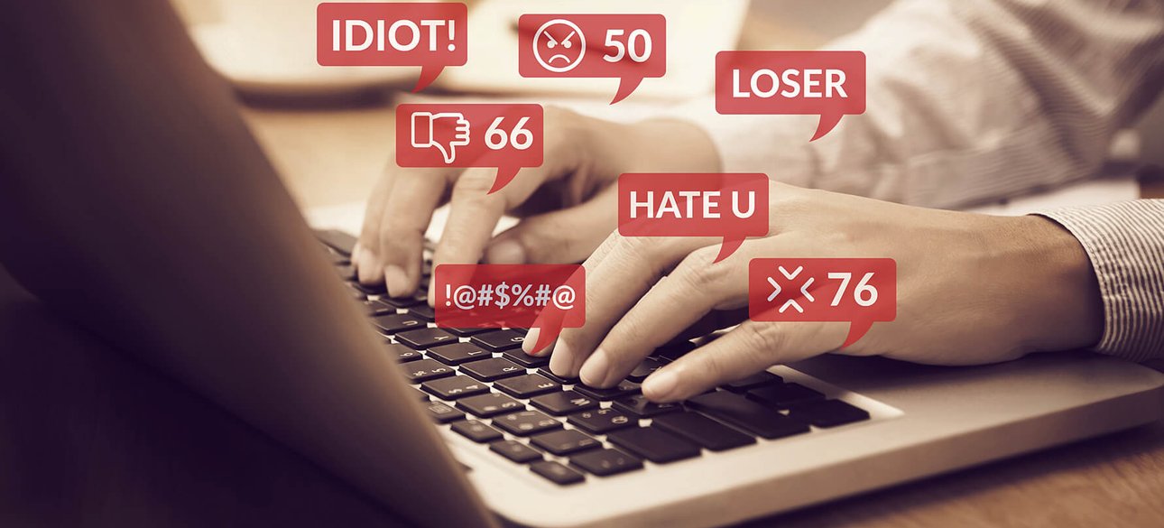 соцмережi, ноутбук, комп'ютер