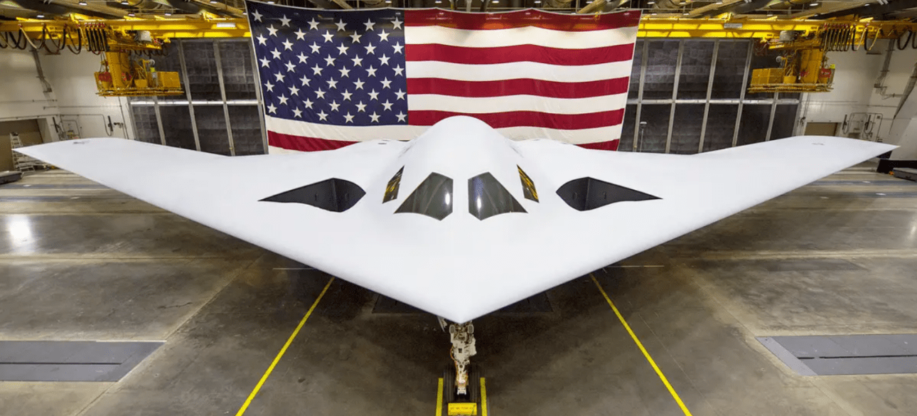 Бомбардировщик-невидимка B-21 Raider B-21 Raider, бомбардировщик, самолет, стелс