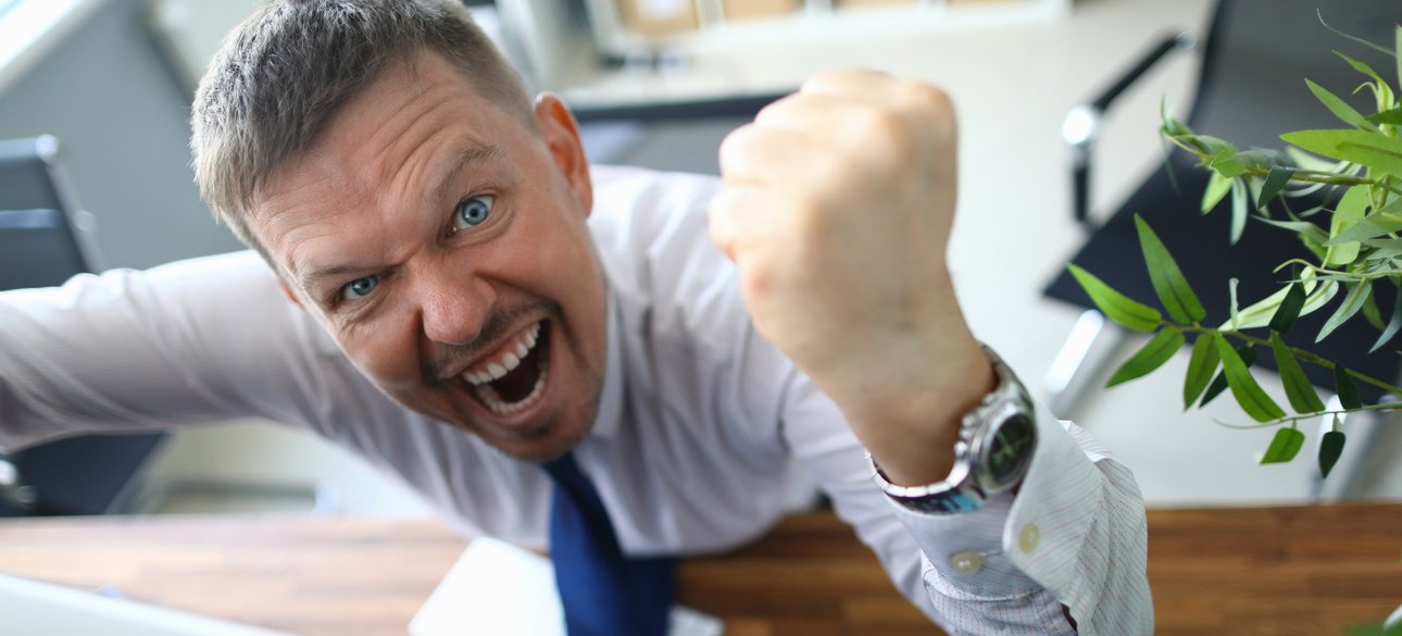 Если за день о вас не вспомнили минимум пять хейтеров, то день прошел зря.