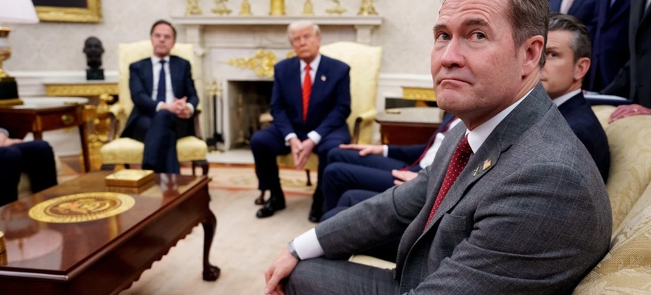 уолтц, трамп, сша