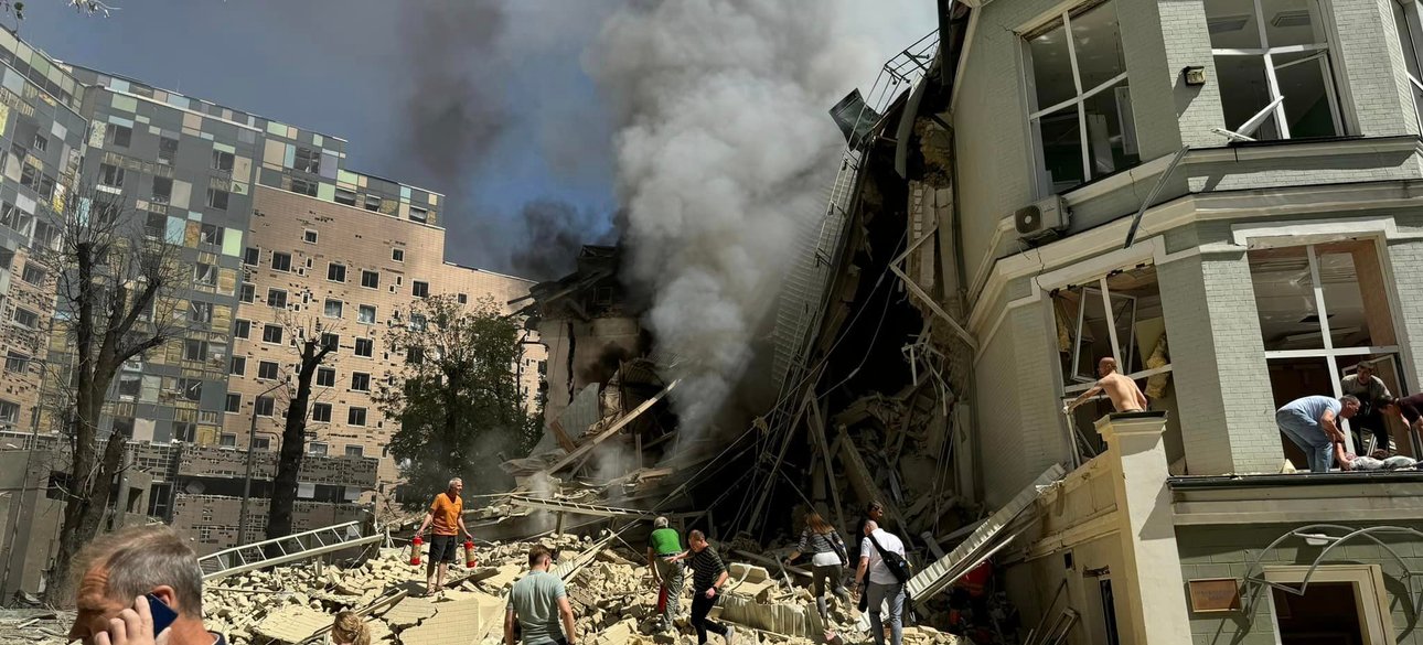 ракетний удар, охматдит