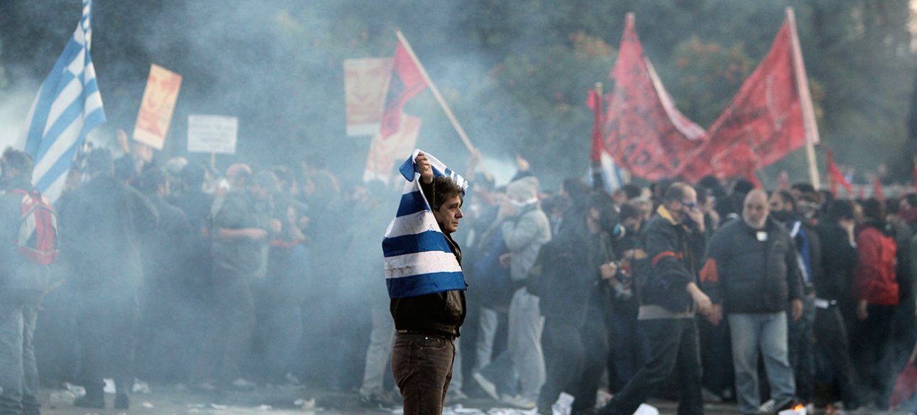 Деонстрация поклонников левопопулистской греческой партии СИРИЗА / фото AP