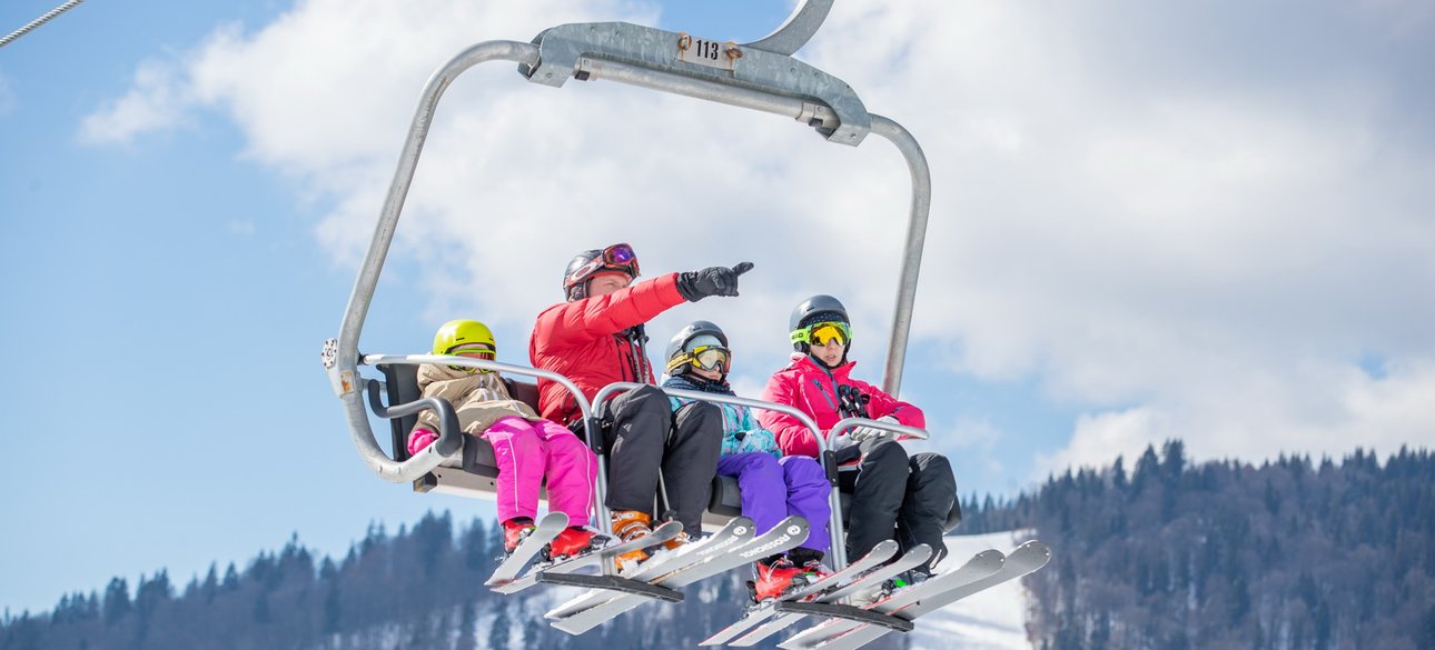 Буковель Підйомник на гірськолижному курорті в Буковелі