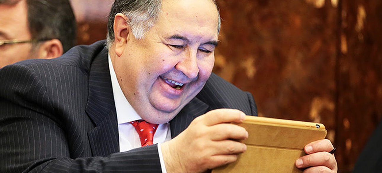 Алишер Усманов / Кадр из видео