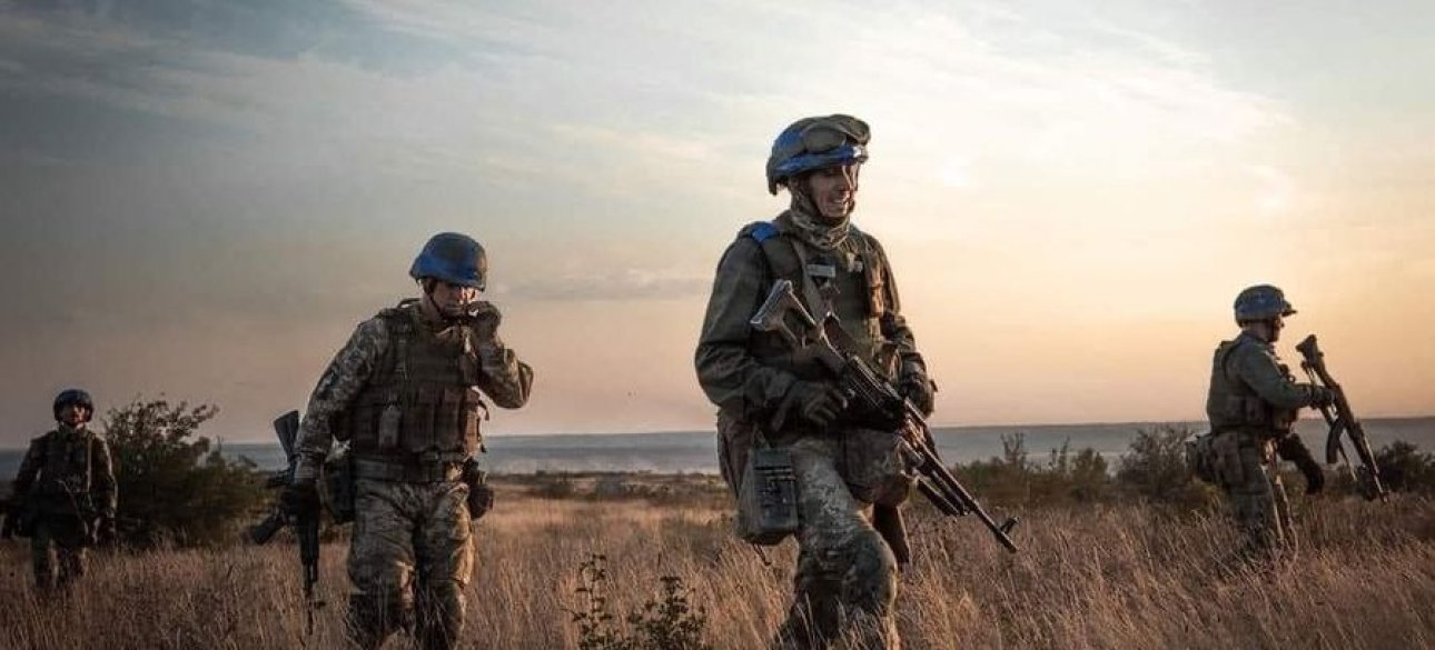 El experto militar Konstantin Mashovets analiza la situación bajo Bakhmut hoy. L...