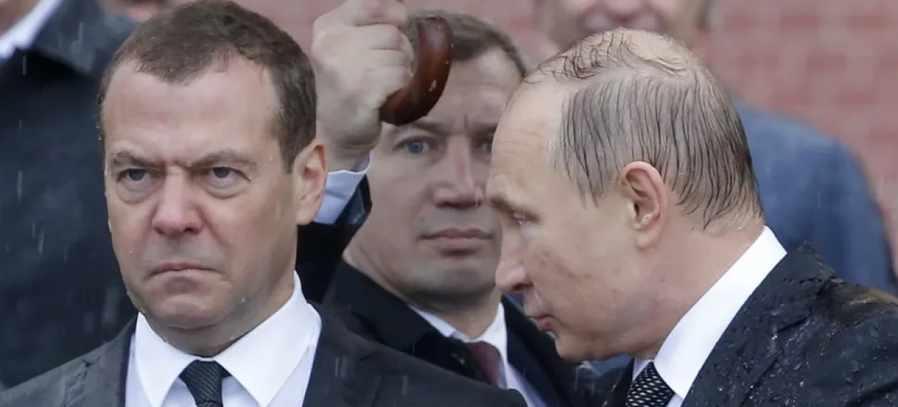 Медведев, Путин