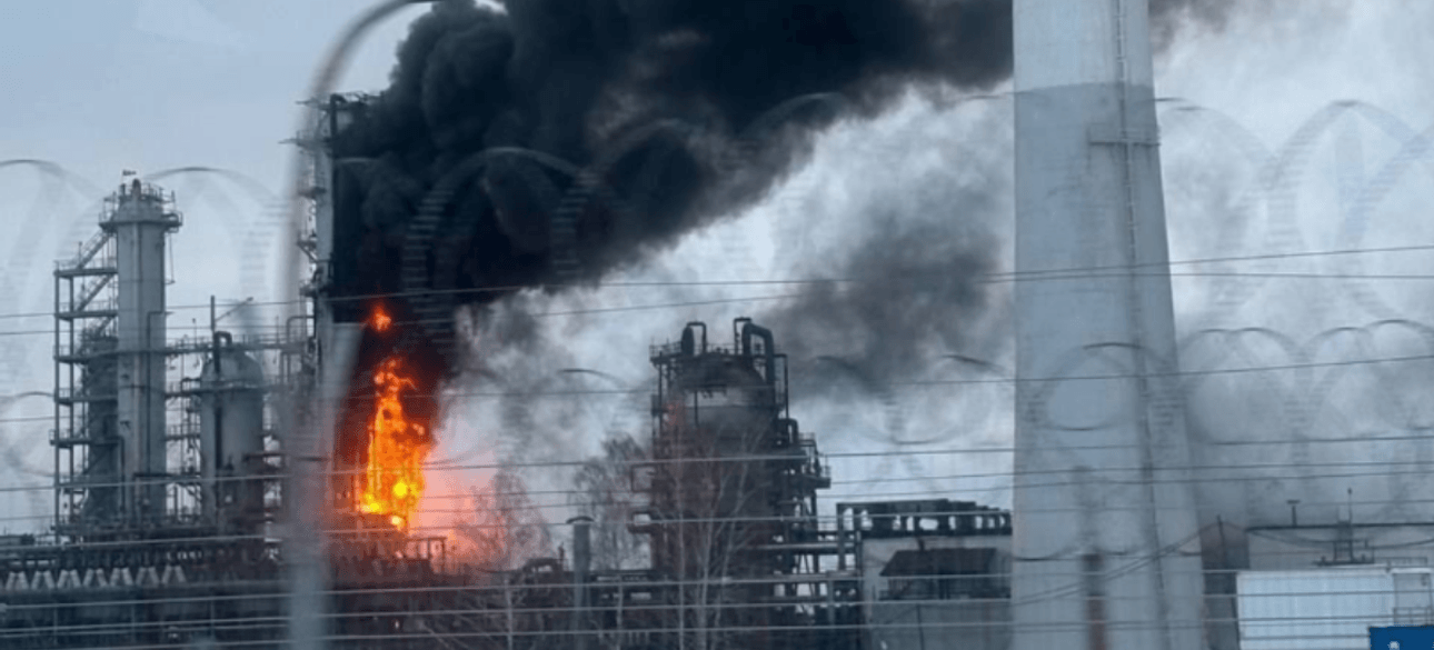 НПЗ, дрон, пожежа
