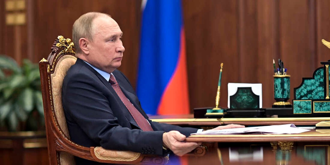 Путін , росiя