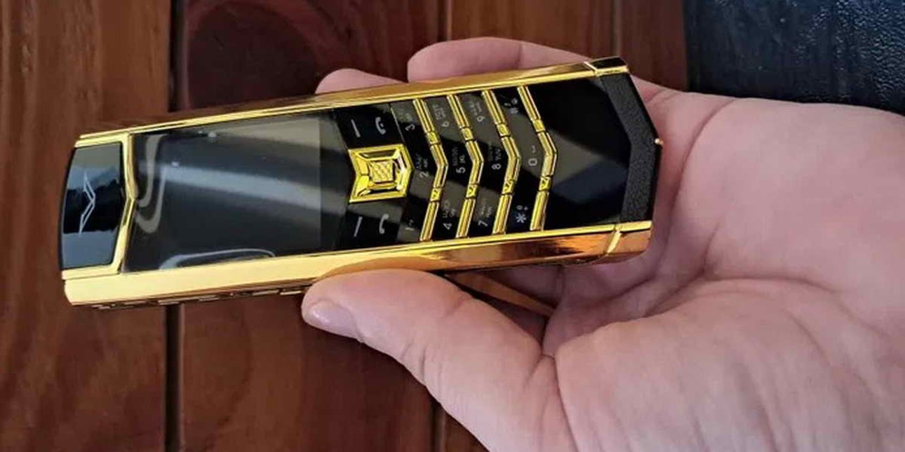 Телефон Vertu