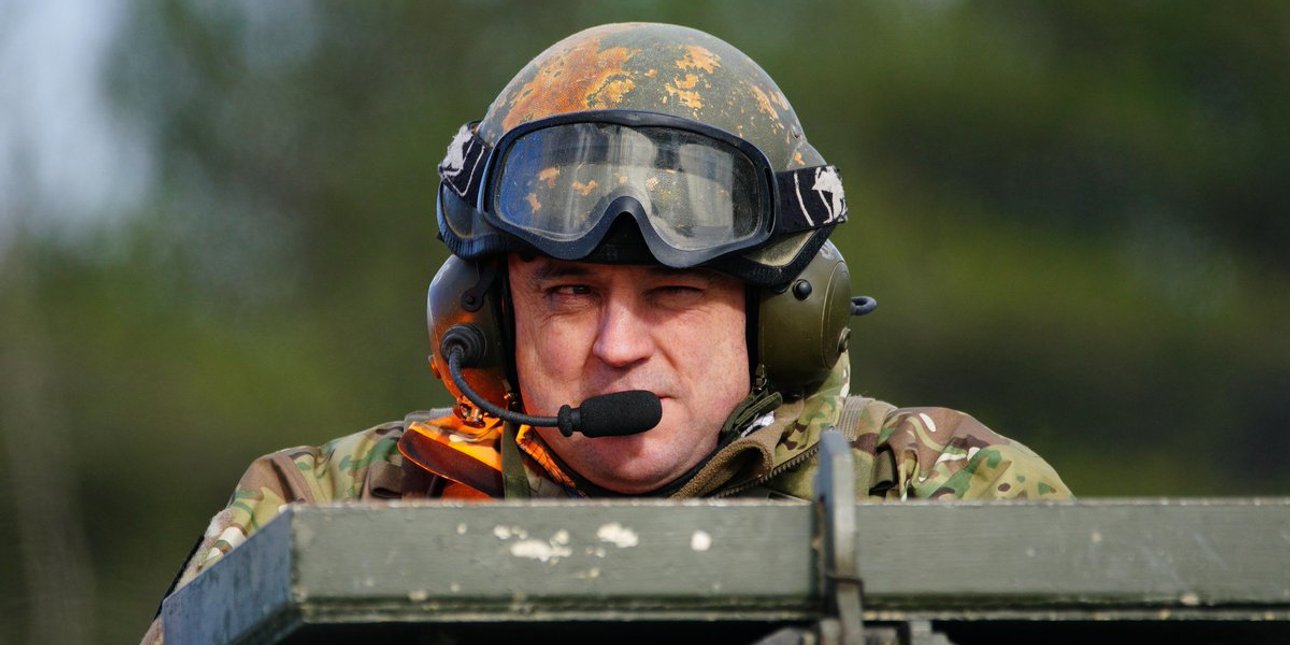 Бен Волес, Британия, НАТО
