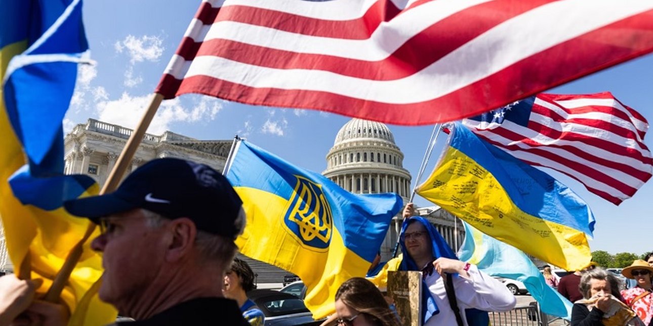 Марш сторонников дружбы между Украиной и США в Вашингтоне