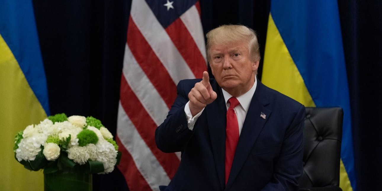 трамп, Україна, прапори