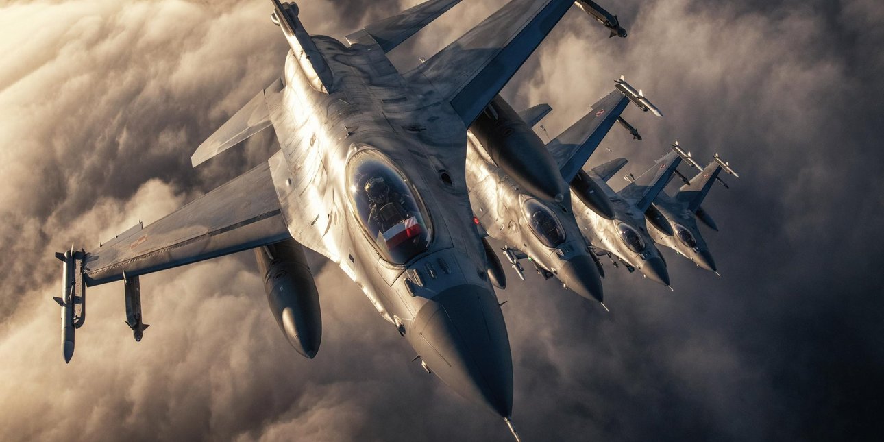 F-16