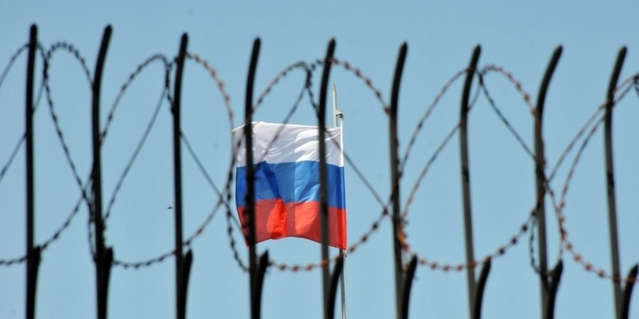 російський прапор, Росiя, санкції