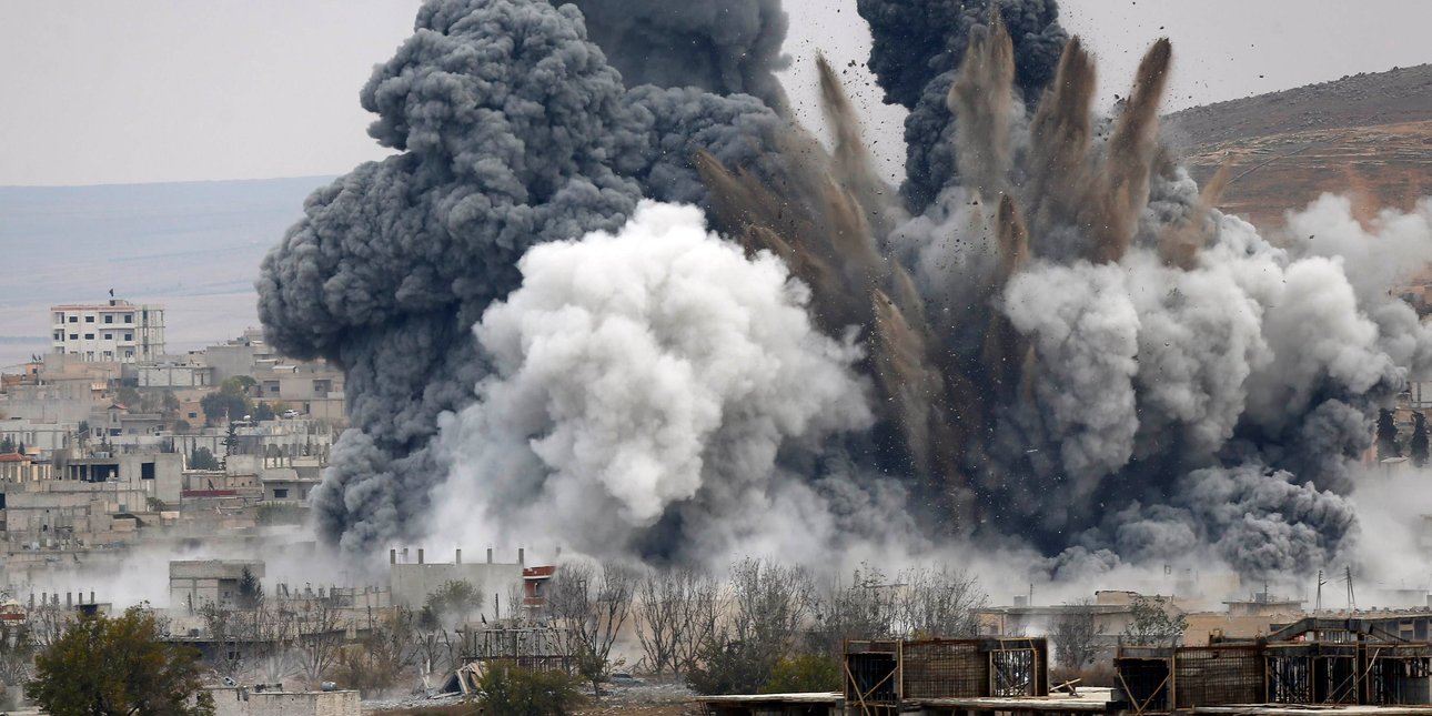 Бомбардировка Кобани российской авиацией / Фото: Reuters