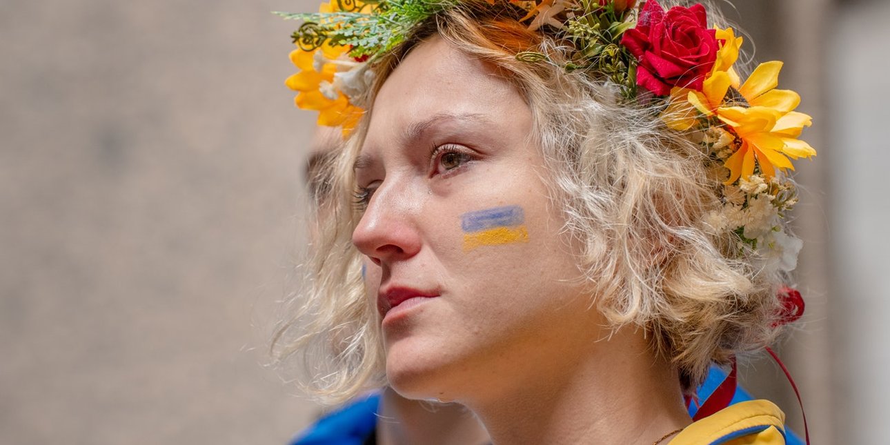 украина, украинка, девушка в венке, украинка в венке