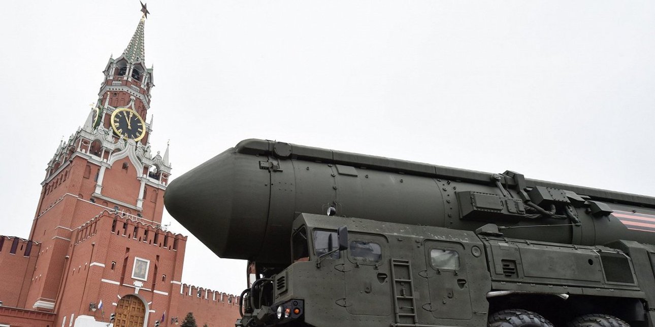 Ядерная ракета РФ на параде в Москве