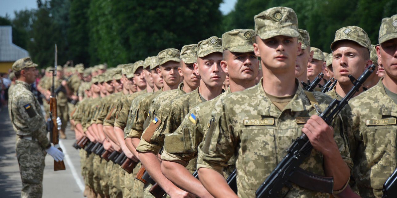 Молоді бійці ЗСУ призов