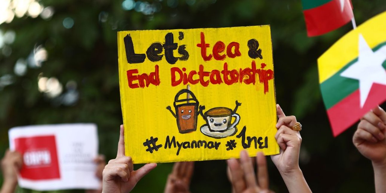військовий переворот у М'янмі, MilkTeaAlliance, Milk Tea Alliance, альянс молочного чаю, південно-східна азія, диктатура у м'янмі, хунта у м'янмі, протести у м'янмі,