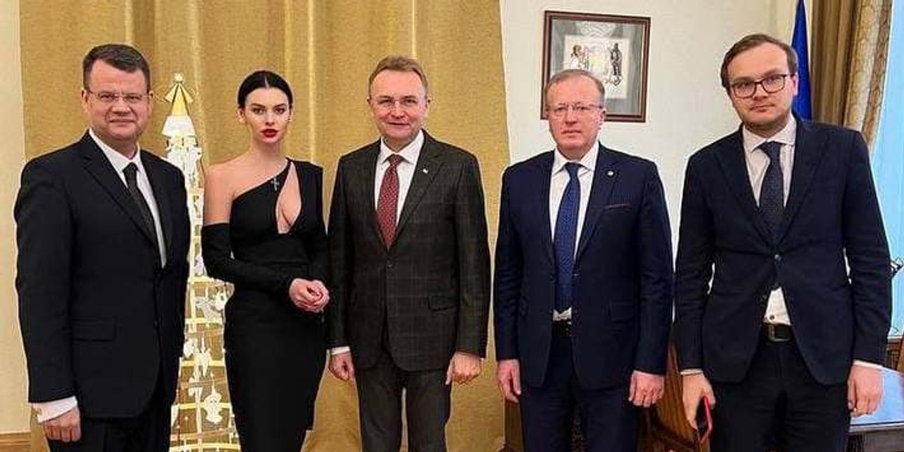 игорь гарбарук, кристина тишкун, андрей садовый, скандал в львовской мэрии, минобразования скандал