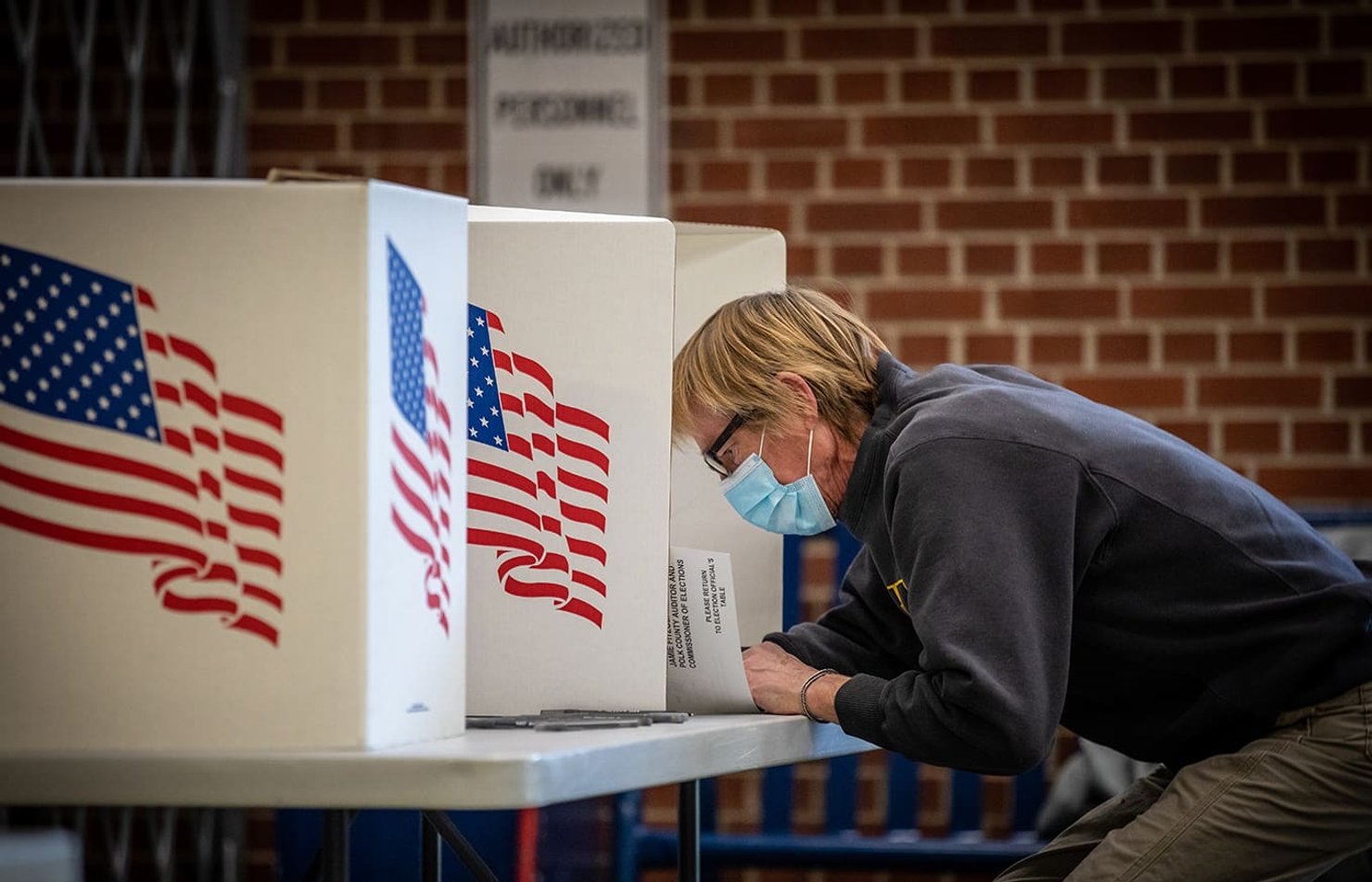 The Ukrainian issue became the center of political struggle in the U.S. during the recent elections | Photo: CBC