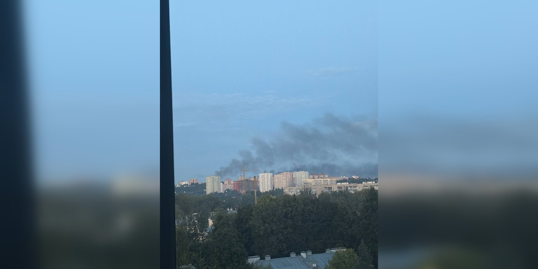 Рух у бік Москви перекрито: дрони атакували НПЗ у російському Ярославлі (відео)