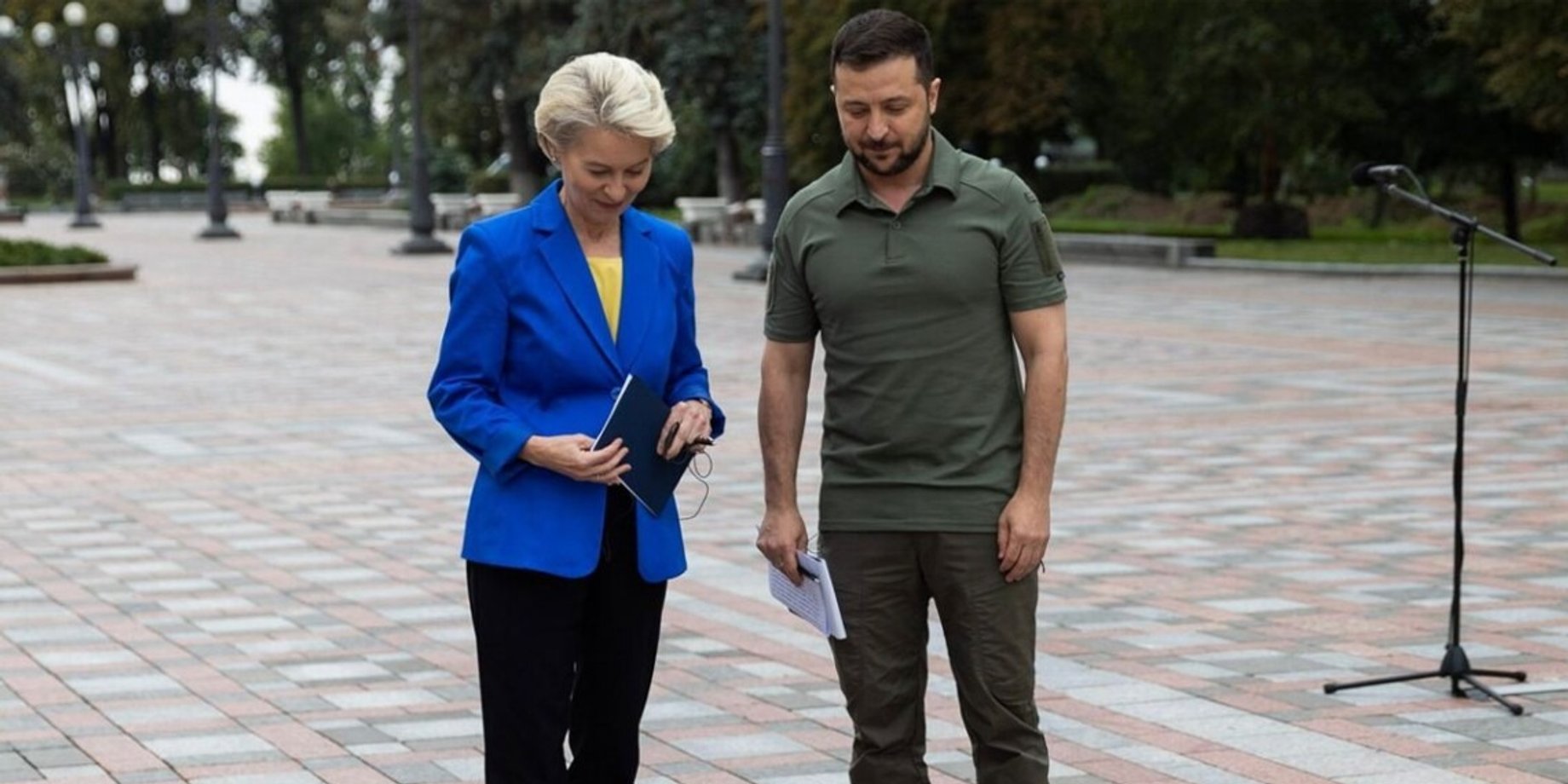 Розслідування щодо Урсули фон дер Ляйен через секретний чат з Зеленським