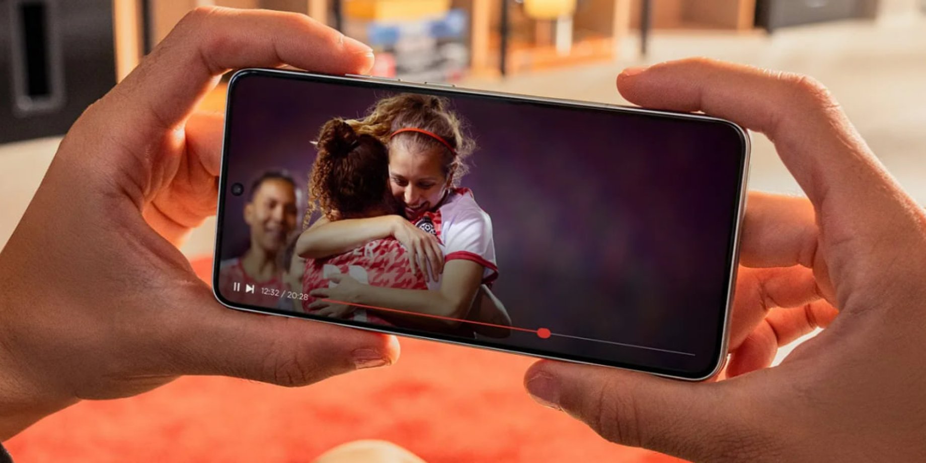 Motorola представила новий смартфон середнього класу Edge 70 Max